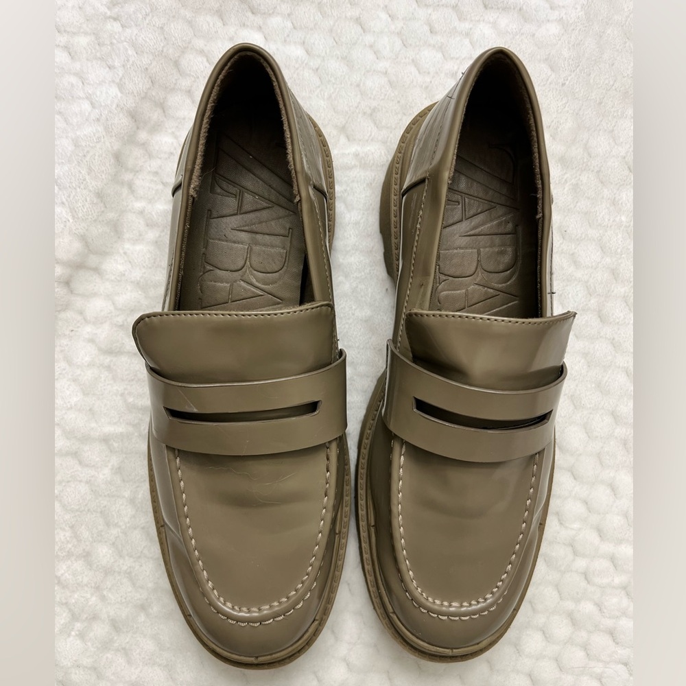 Women’s Zara Olive Green Loafers size 39